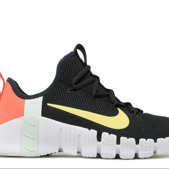 NIKE Colorway: Dark Smoke Grey/Bright Mango/Barely/Green/Light Zitron size 8.5 - Picture 3 of 13